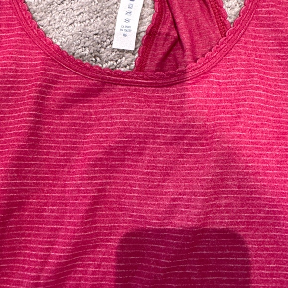 2 Lululemon tank tops - Picture 6 of 7